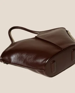 Hereu Studio Calella Distressed><noscript><img width=