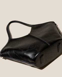 Hereu Studio Calella Distressed><noscript><img width=