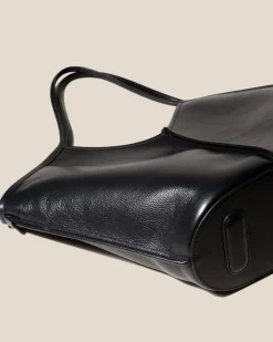 Hereu Studio Calella Distressed><noscript><img width=
