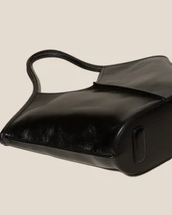 Hereu Studio Calella Distressed><noscript><img width=