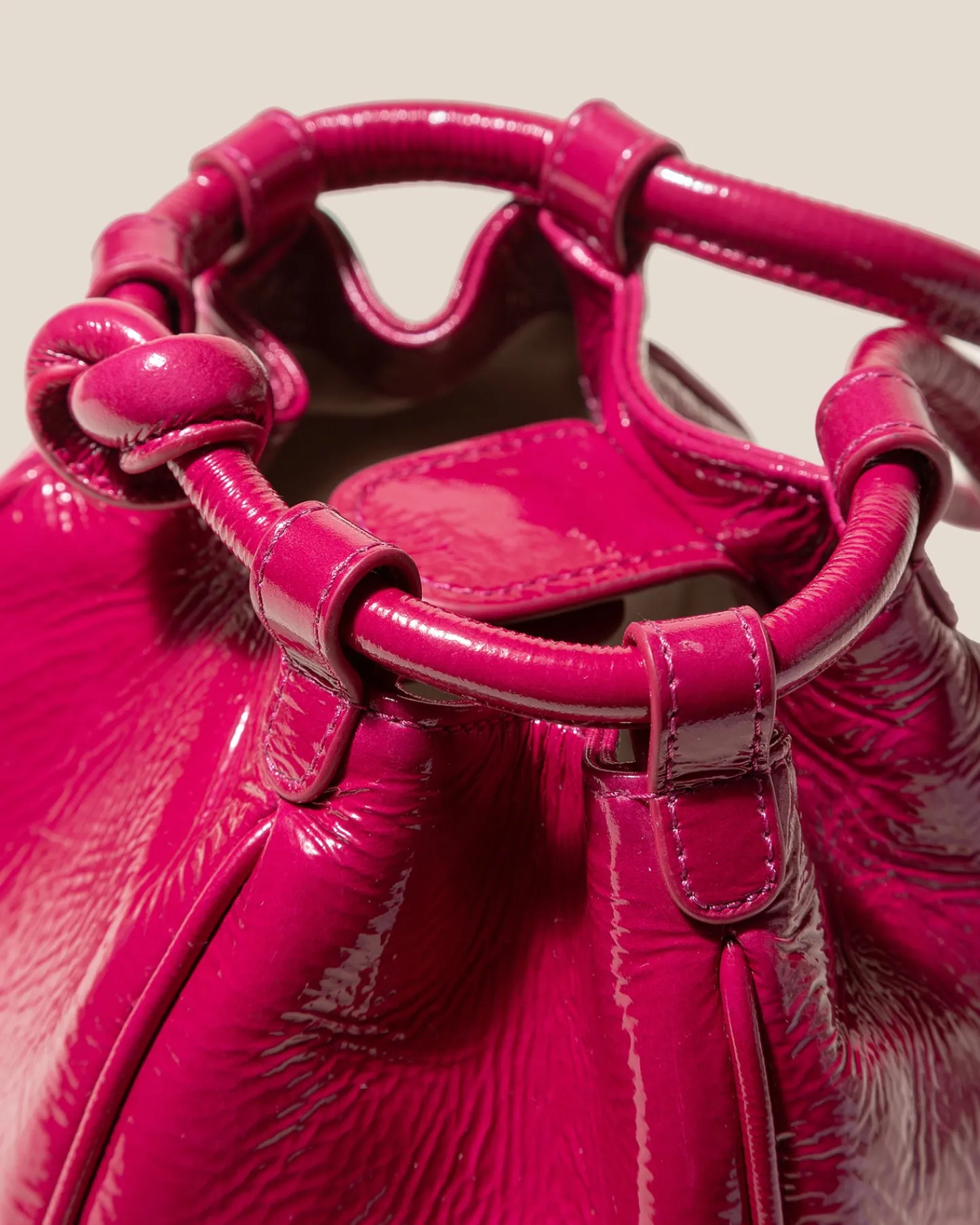 Hereu Studio Globul Mini Crinkled Glossy> Crossbody Bags