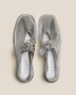 Hereu Studio Llasada Metallic><noscript><img width=